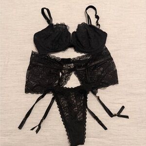 Victoria's Secret Black Lace Bra Set